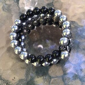 Bracelet- Grey/Black Beads
